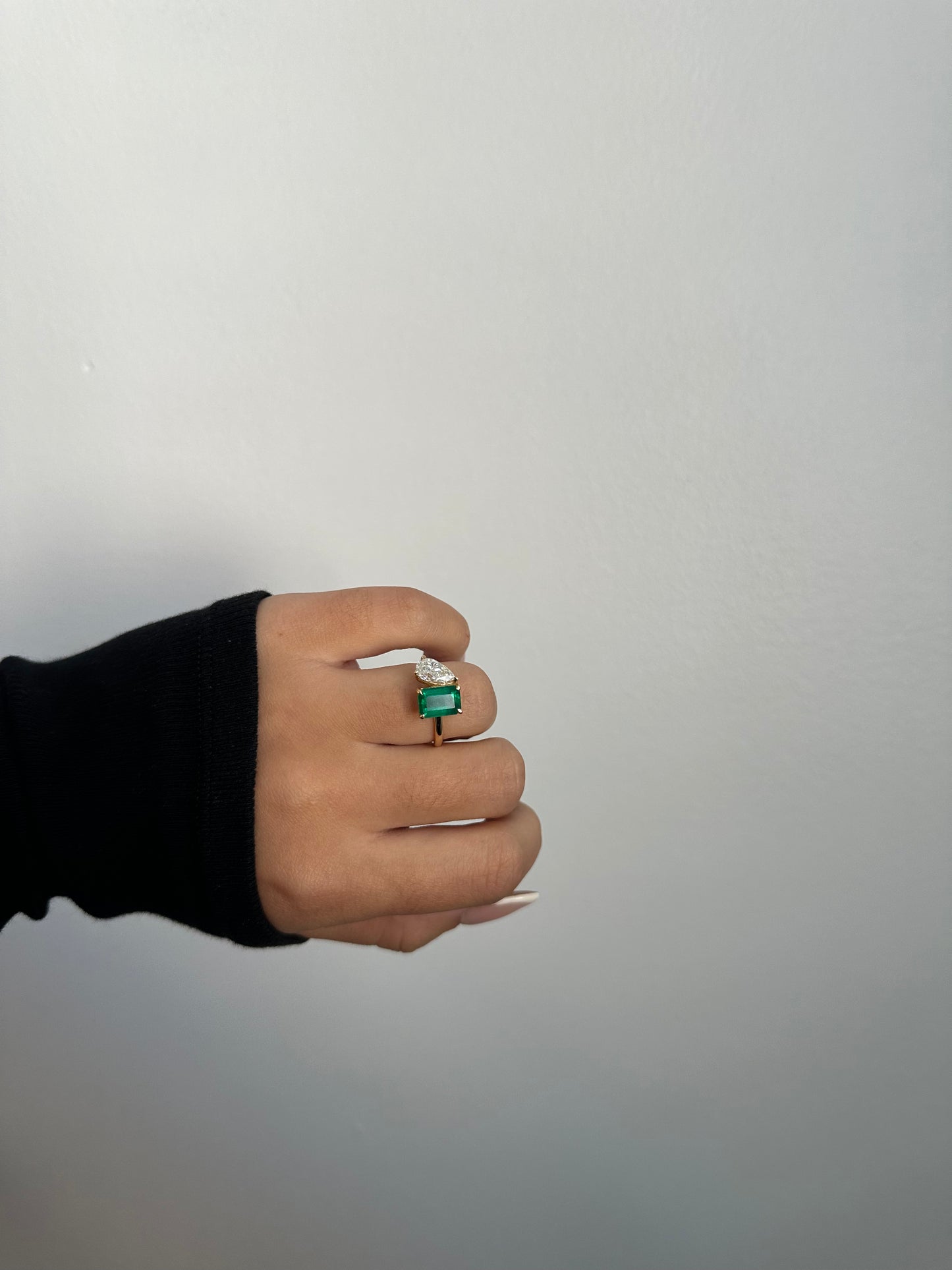 Pear and Emerald Toi et Moi Solitaire Engagment Ring