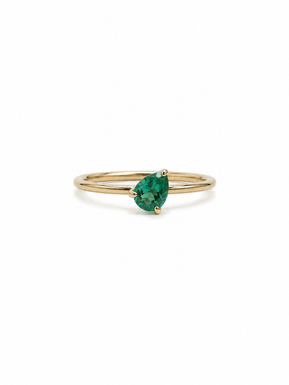 Emerald Tilt Ring