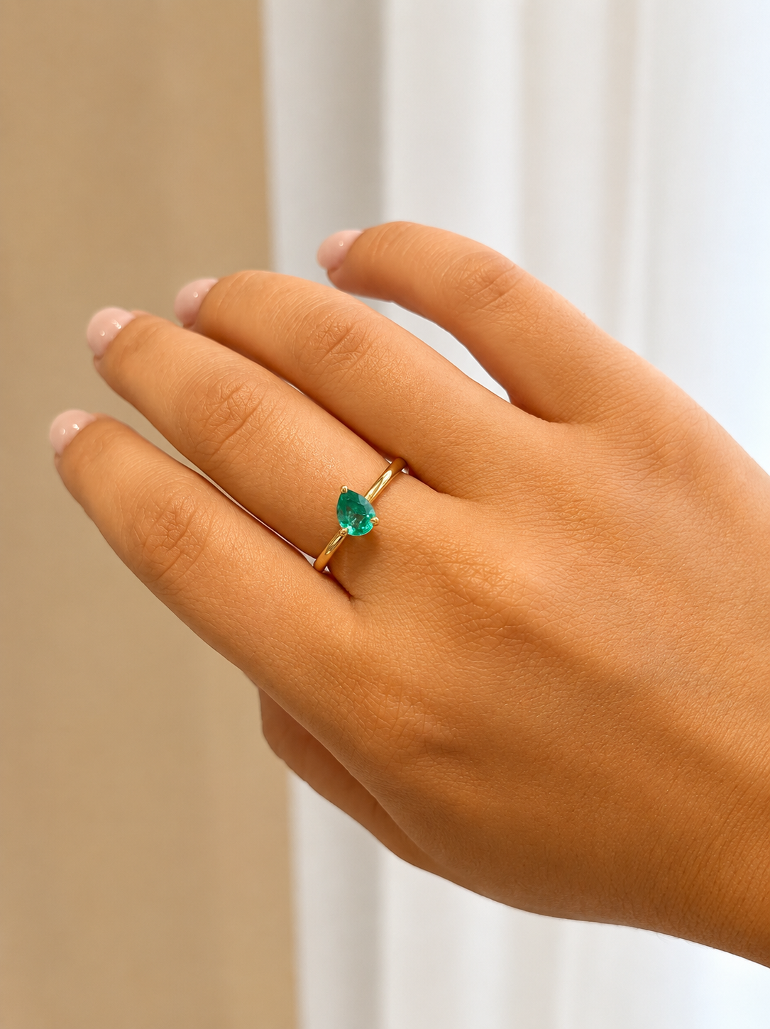 Emerald Tilt Ring
