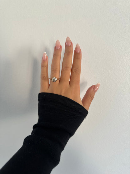 Round Bezel Solitaire Engagment Ring