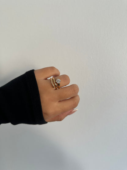 Round Diamond Coil Ring