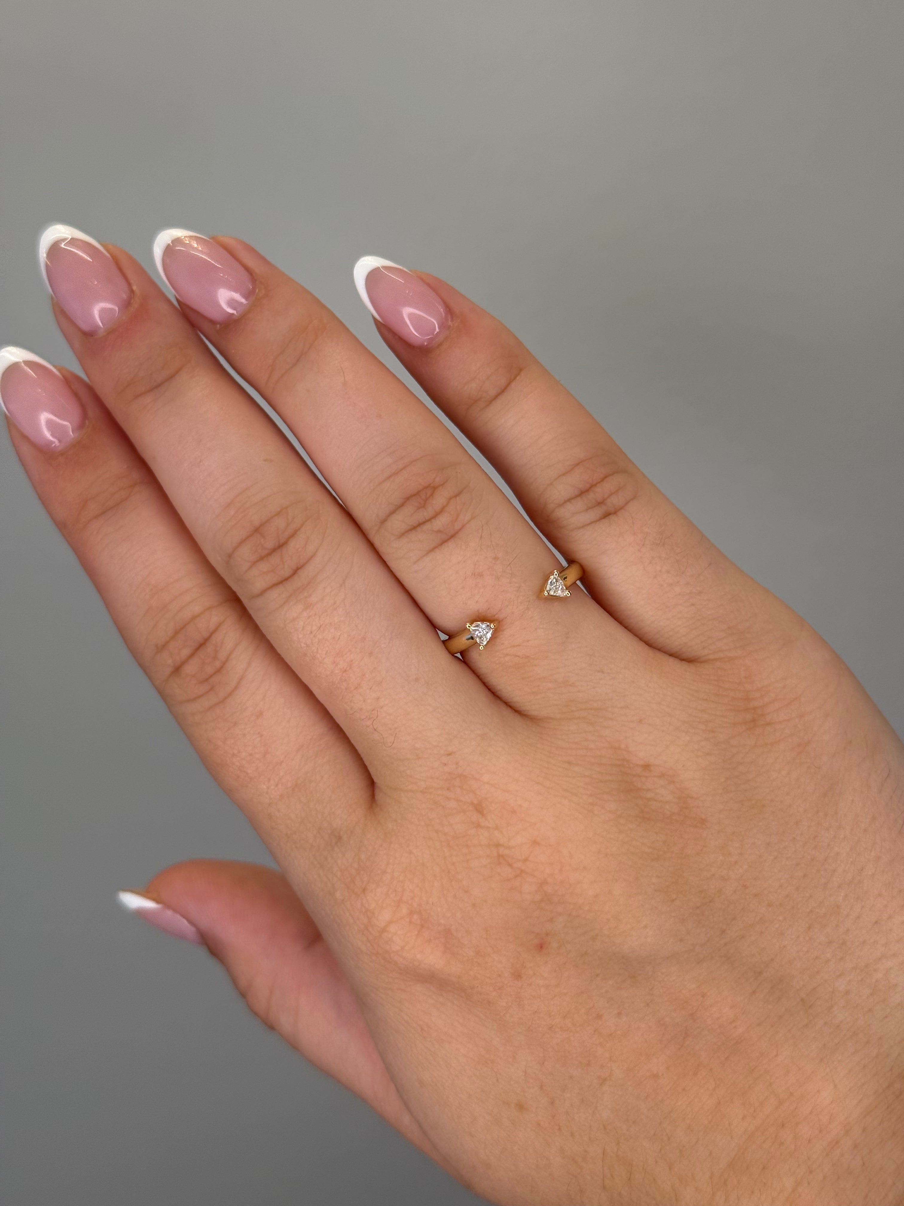 14k gold trillion diamond claw ring, open design