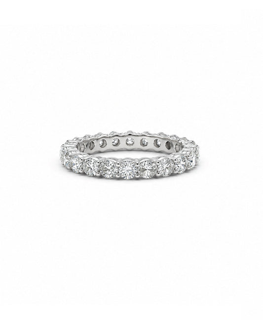Round Diamond Shared Prong Band