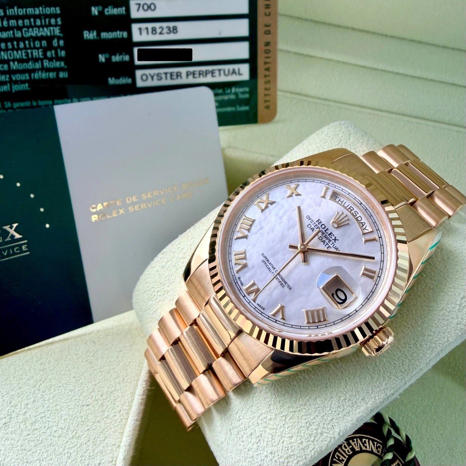Rolex President 18k Yellow Gold - Mother Pearl Dial